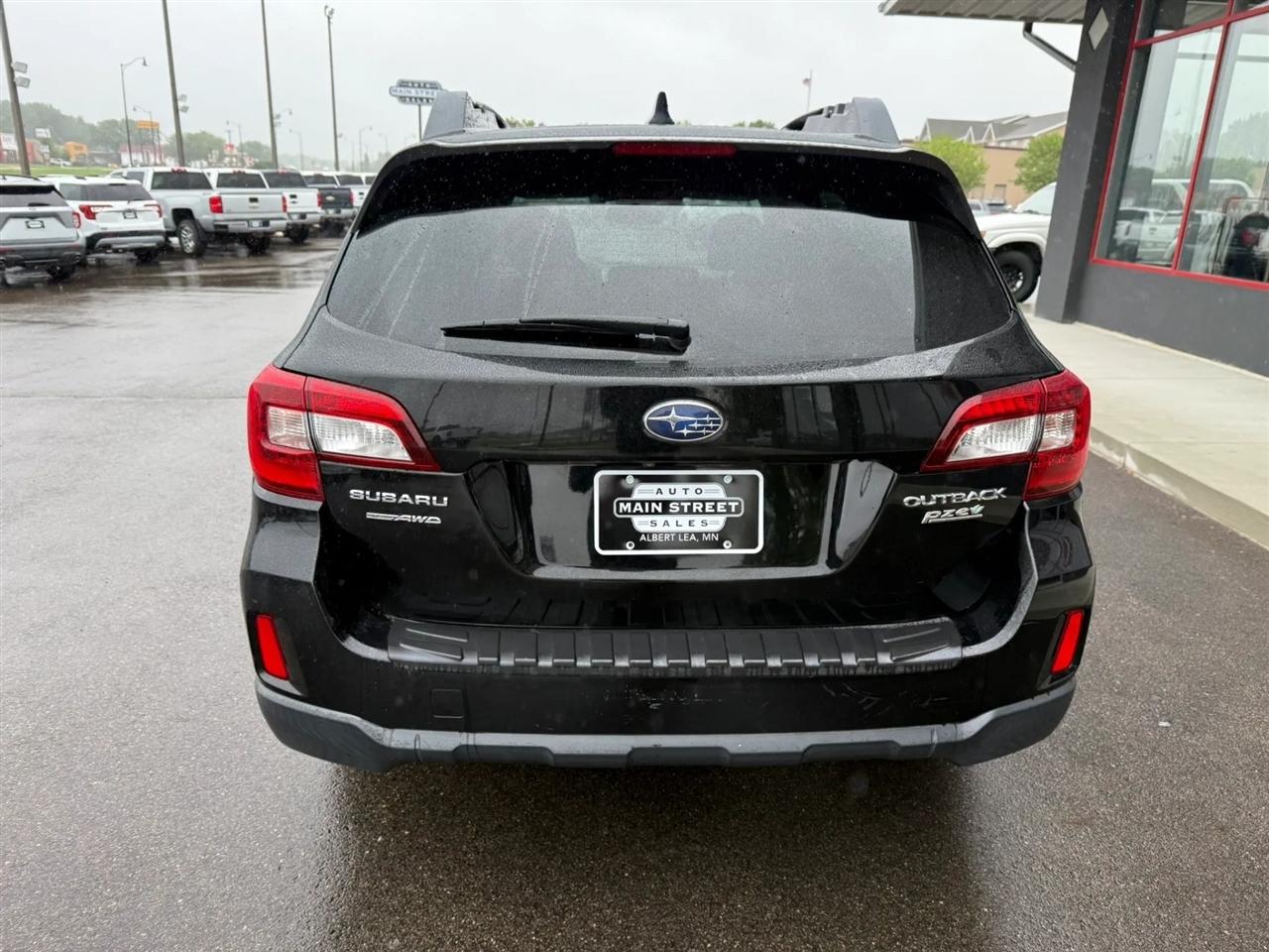 Subaru Outback  2016