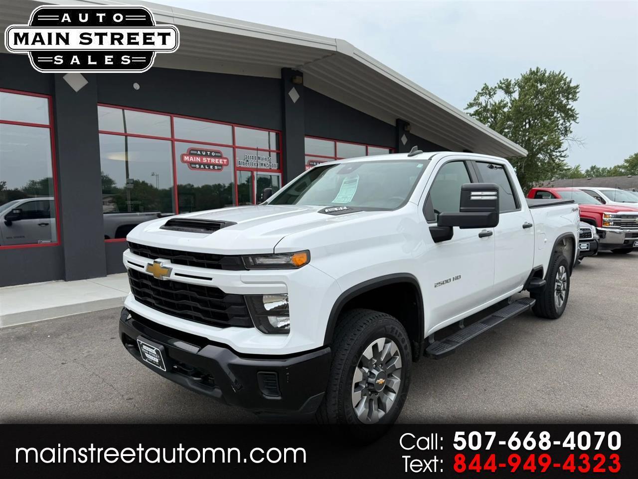 2024 Chevrolet Silverado 2500HD Custom Pickup 4D 6 1/2 ft