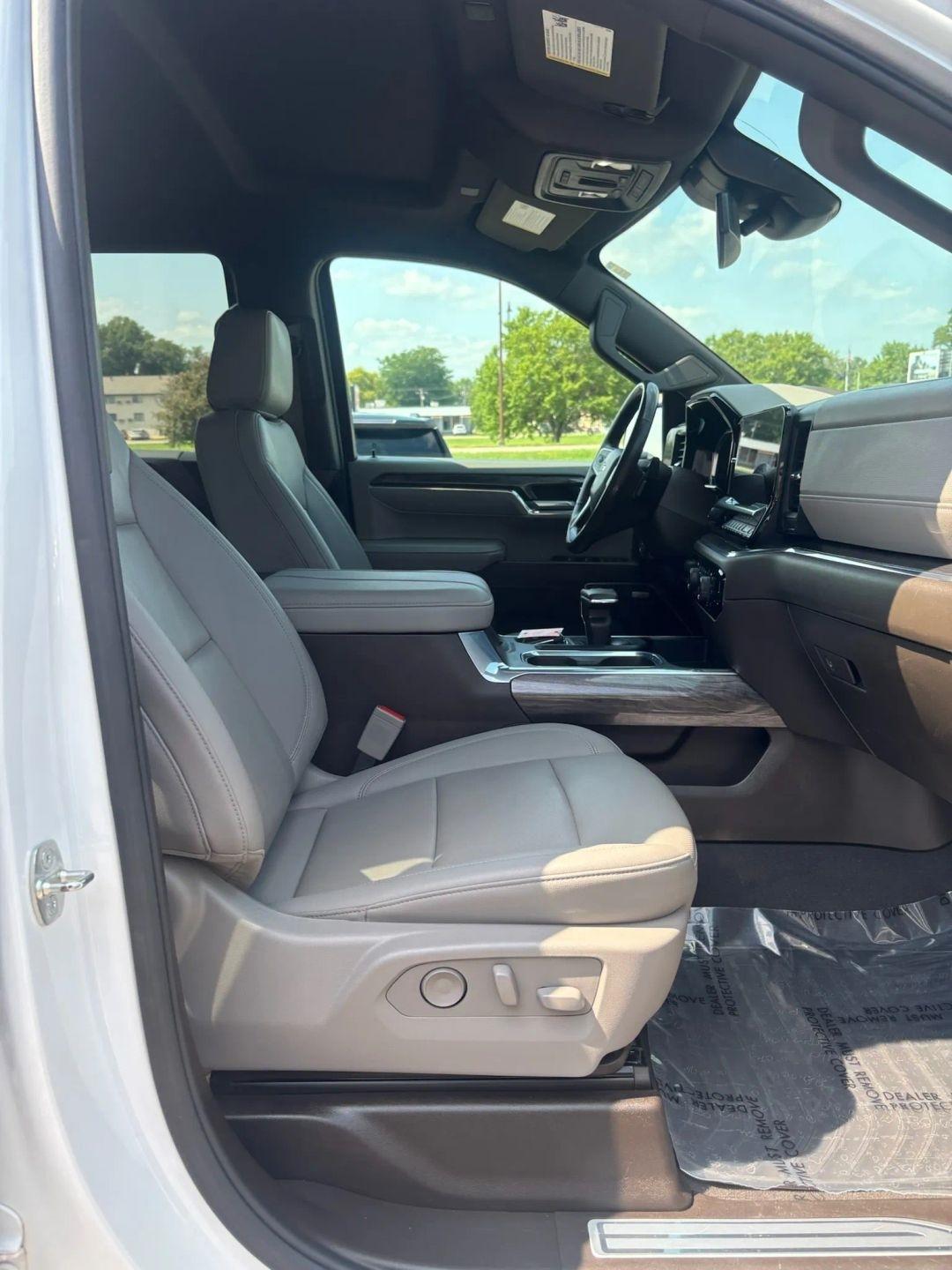 Chevrolet Silverado 1500  2024