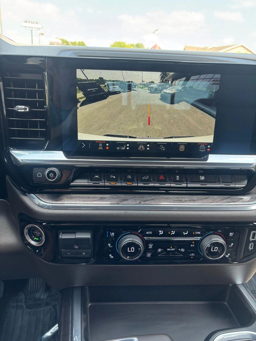Chevrolet Silverado 1500  2024