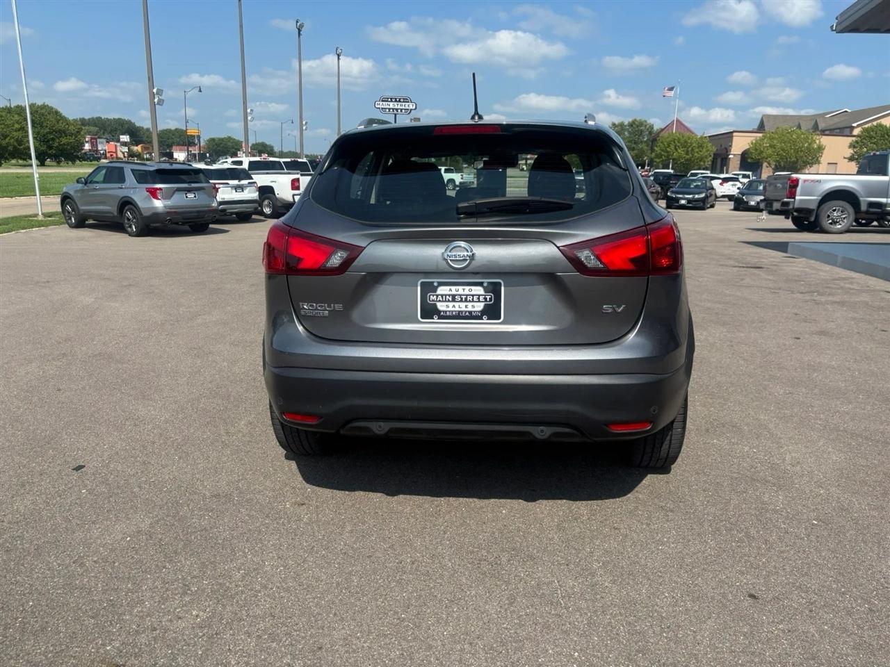 Nissan Rogue Sport  2019