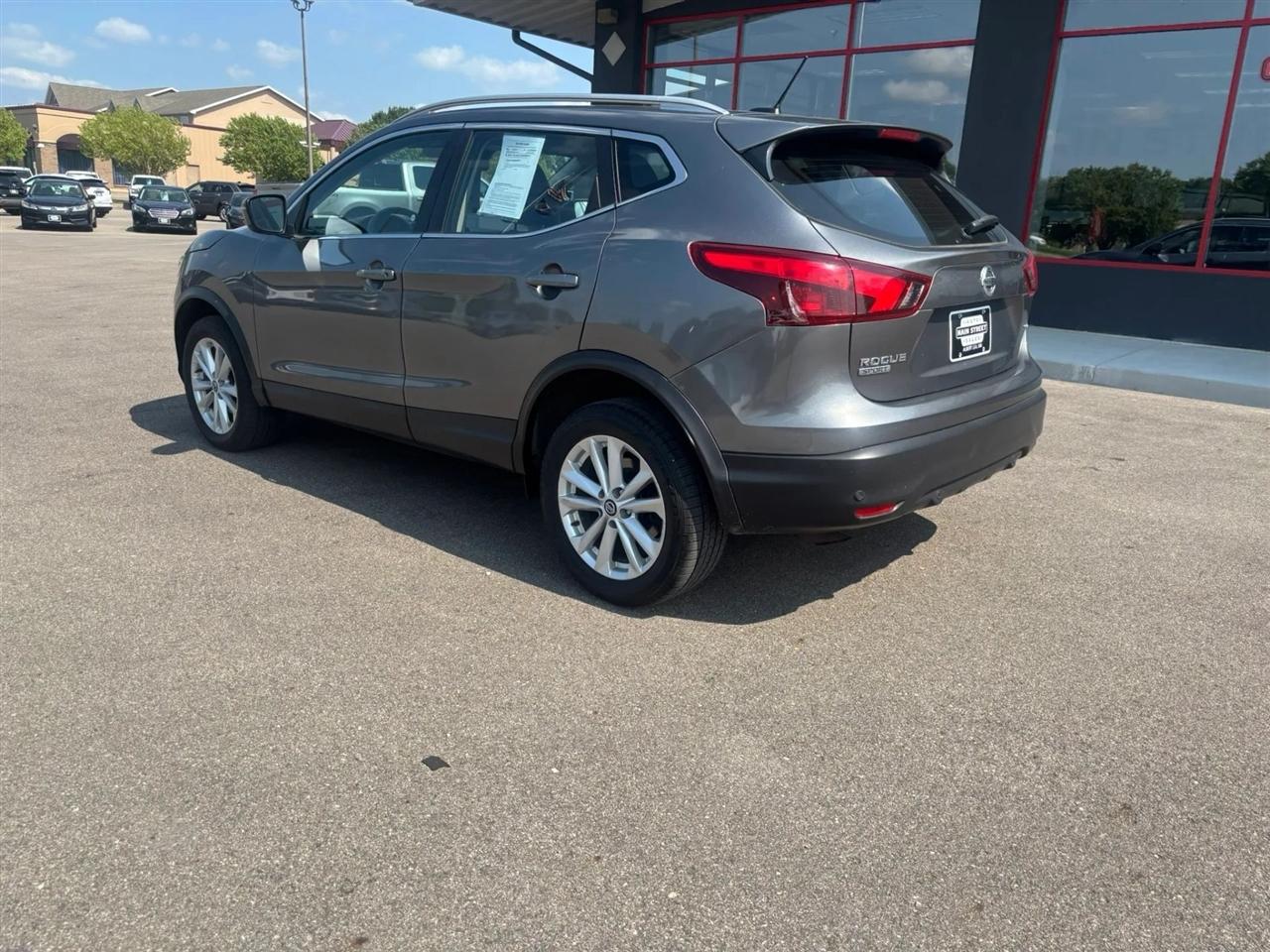 Nissan Rogue Sport  2019