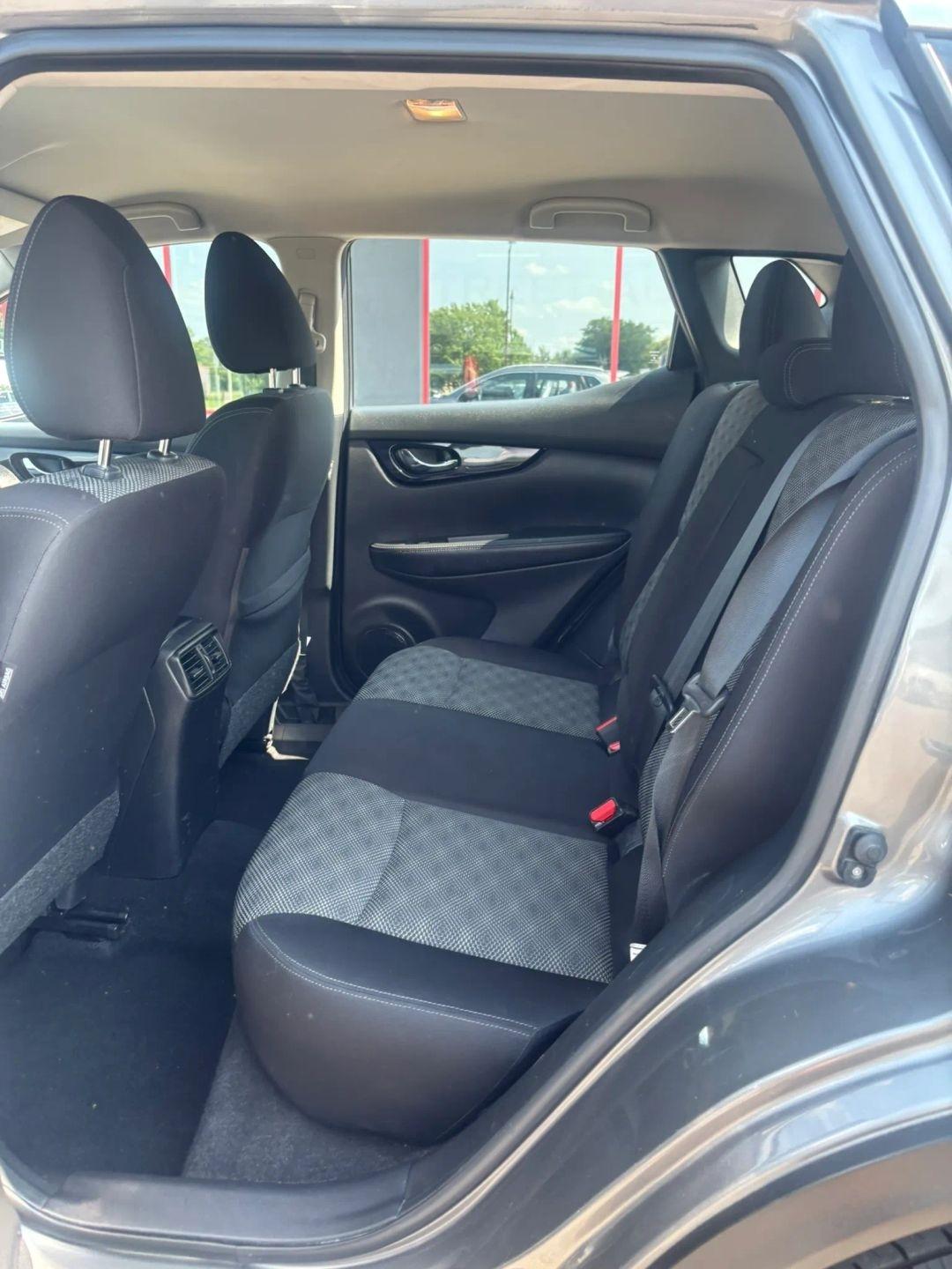 Nissan Rogue Sport  2019