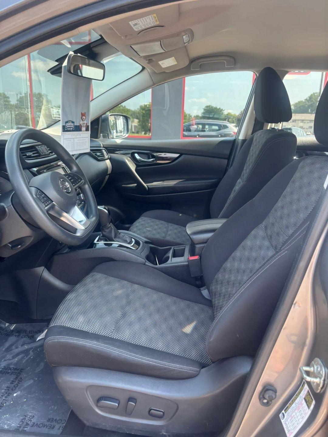 Nissan Rogue Sport  2019