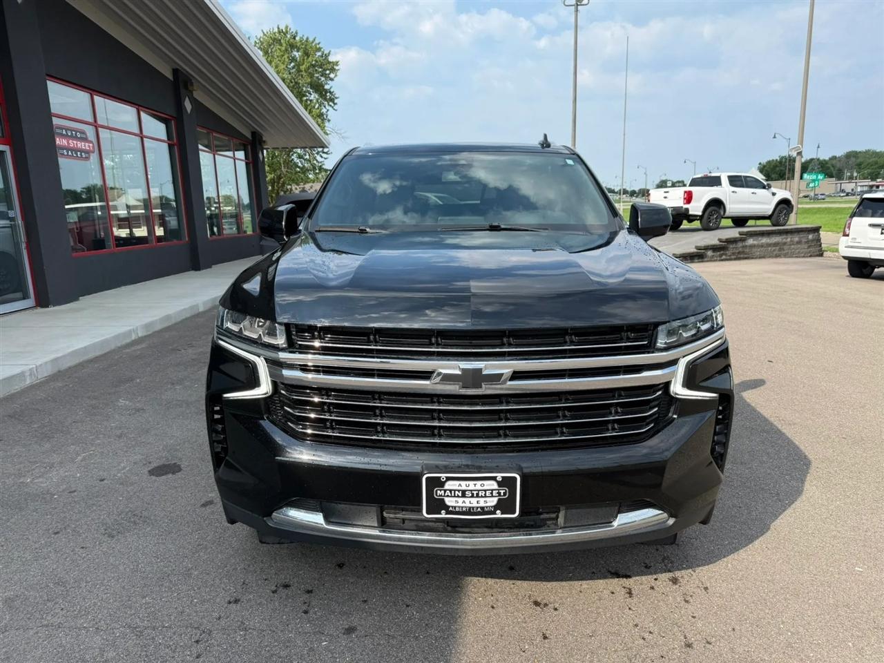 Chevrolet Suburban  2021