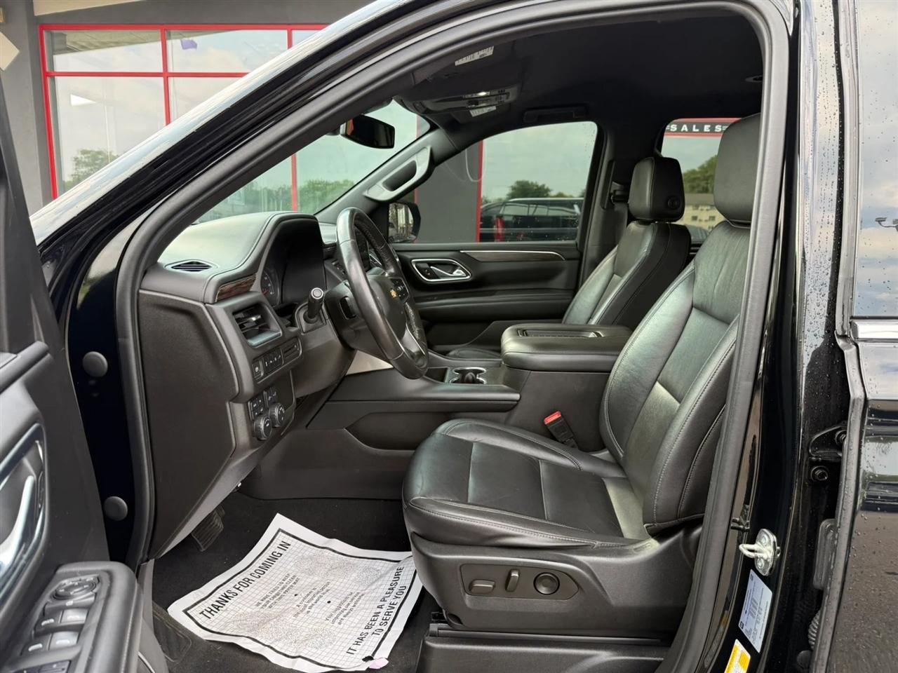 Chevrolet Suburban  2021