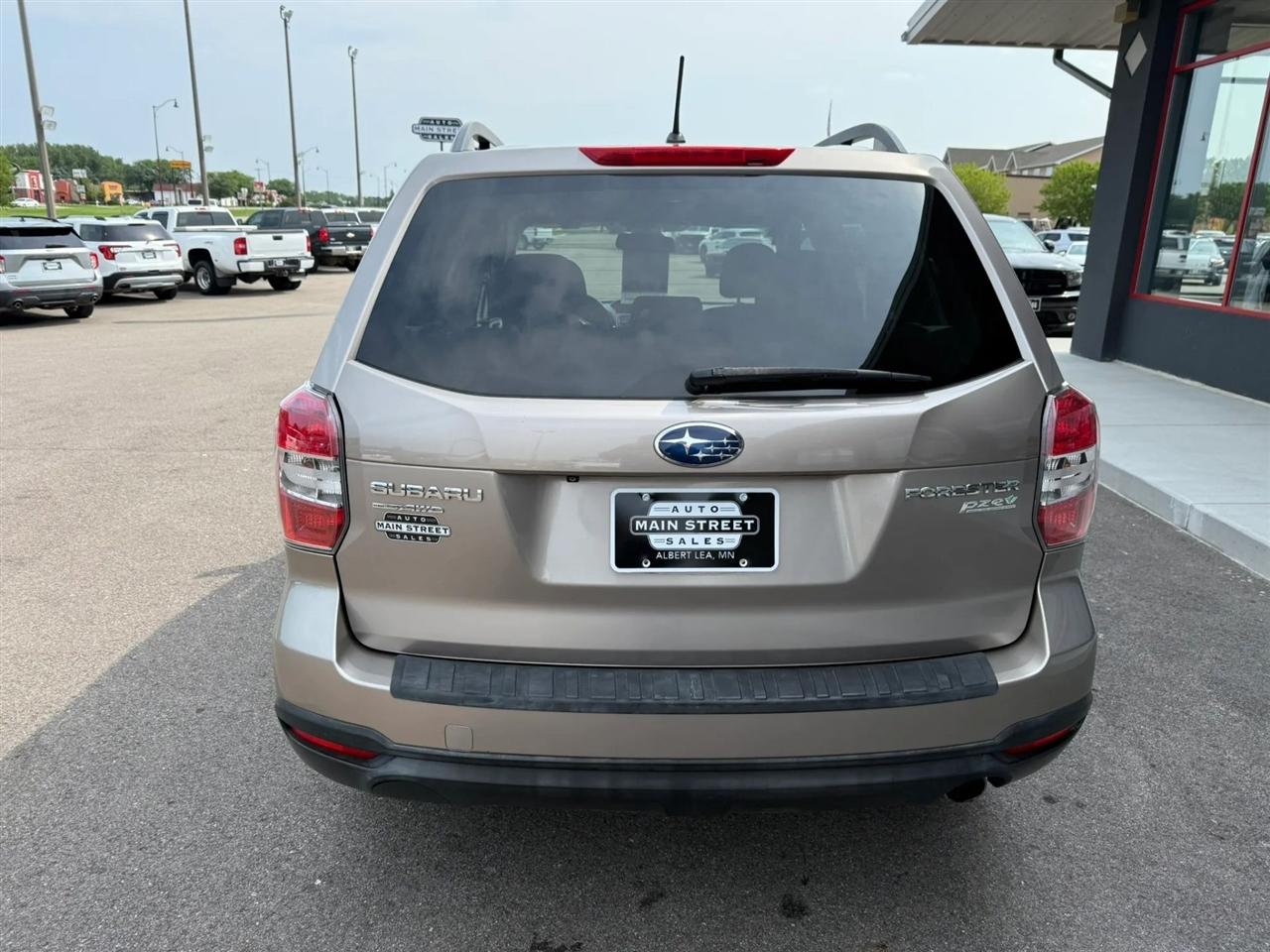 Subaru Forester  2015