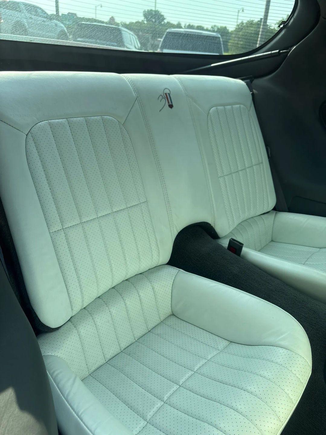 Chevrolet Camaro  1997