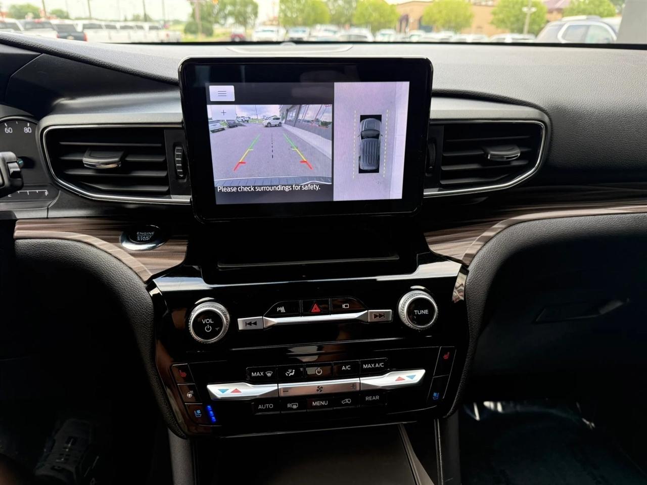 Ford Explorer  2022