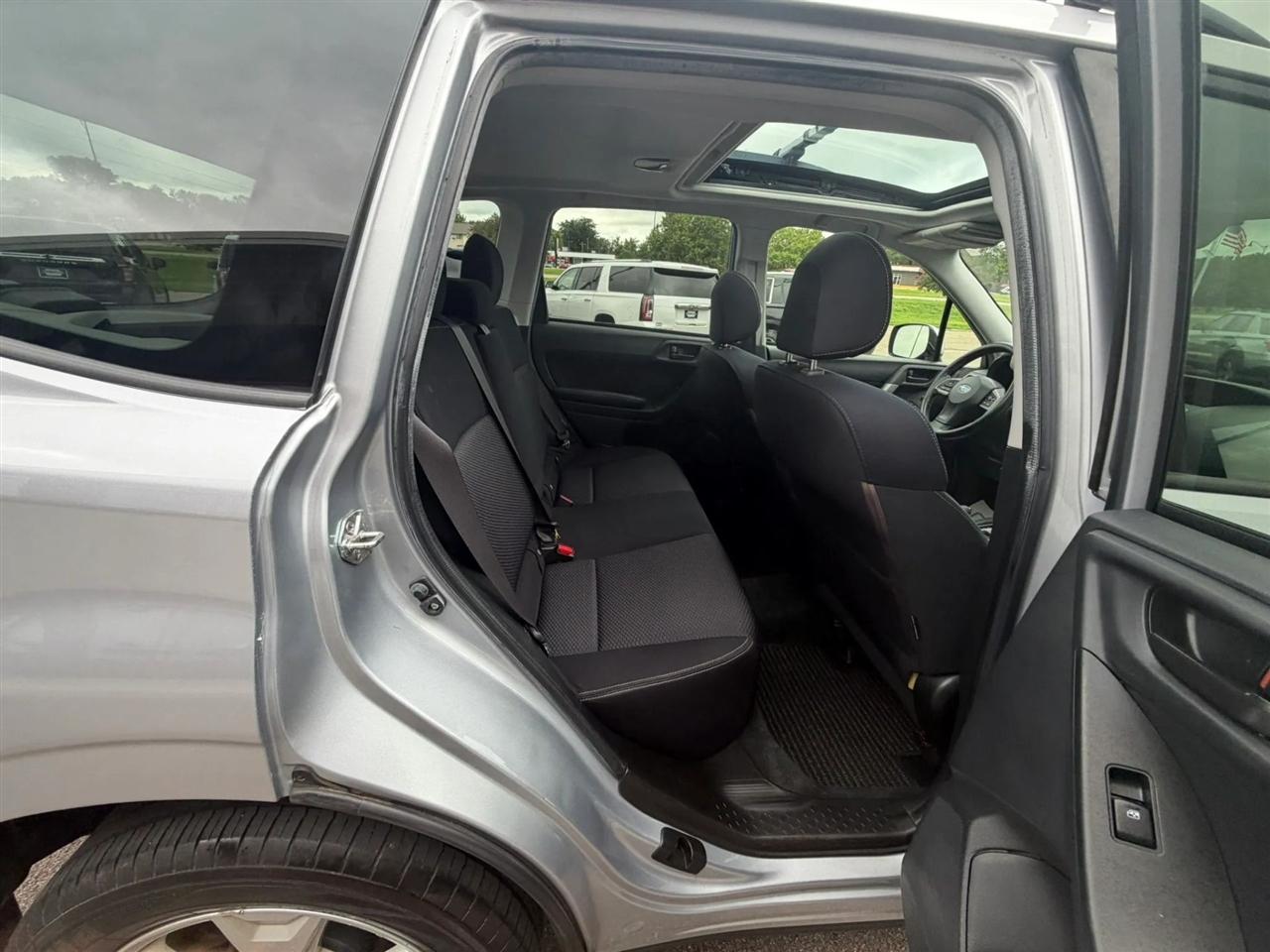 Subaru Forester  2016