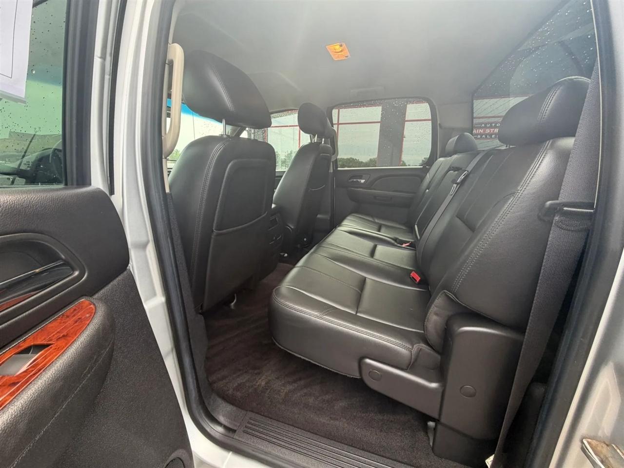 Chevrolet Silverado 3500HD  2011