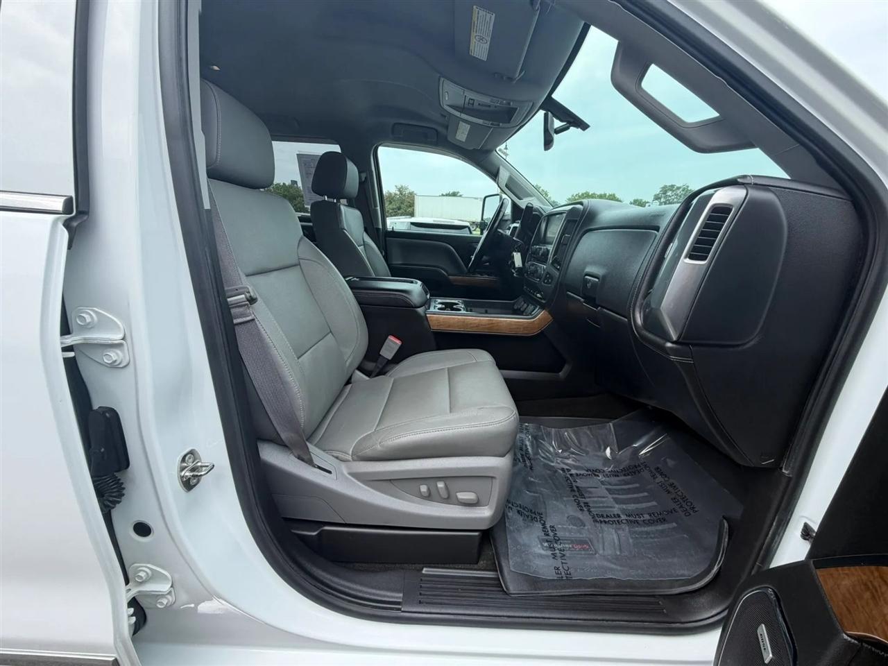 Chevrolet Silverado 2500HD  2015