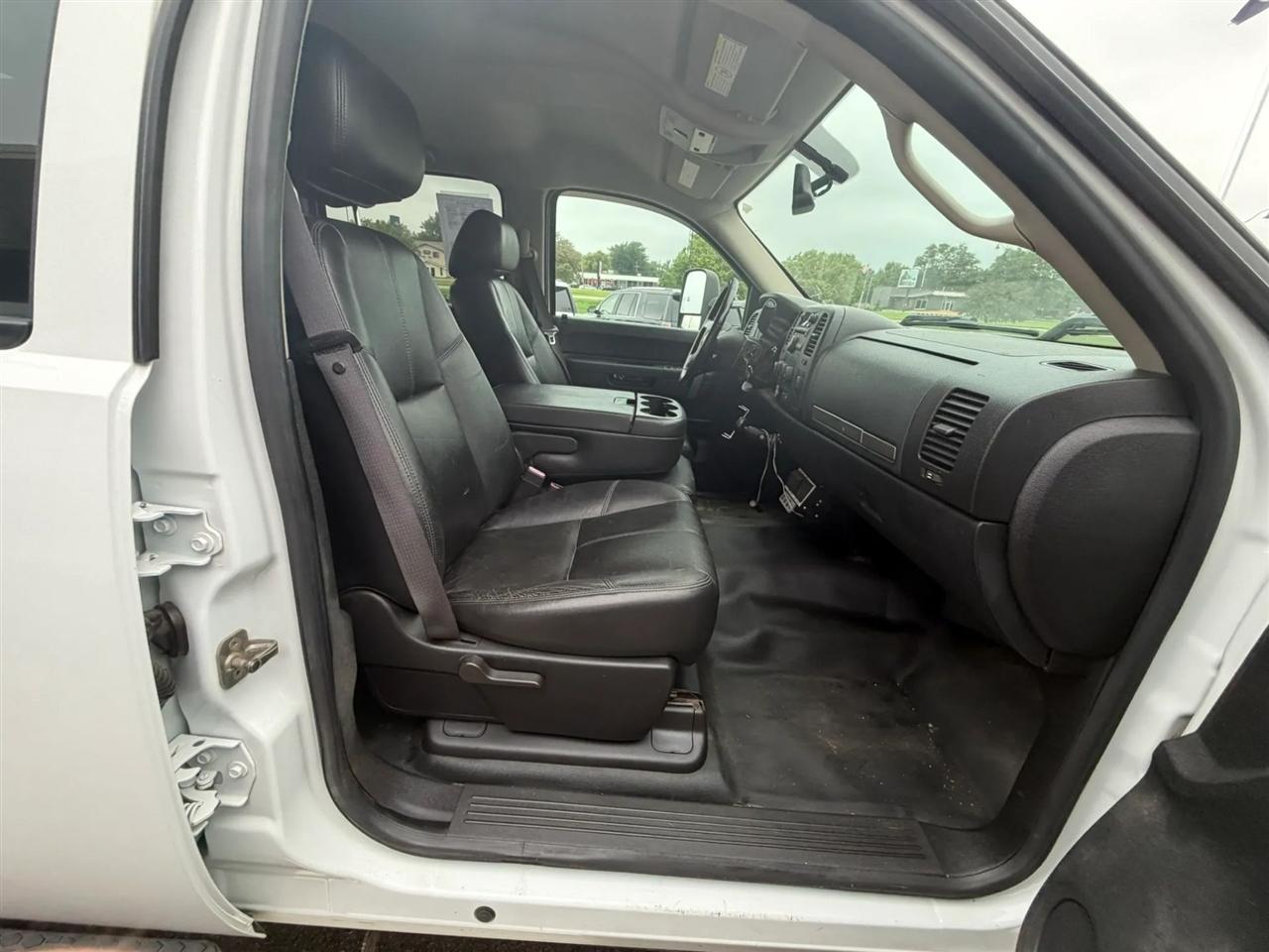 Chevrolet Silverado 3500HD  2012