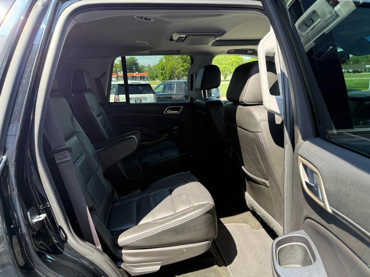 GMC Yukon Denali  2017
