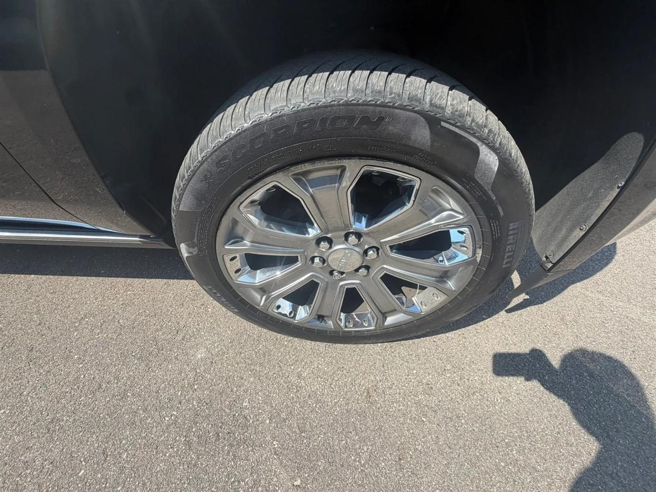 GMC Yukon Denali  2017