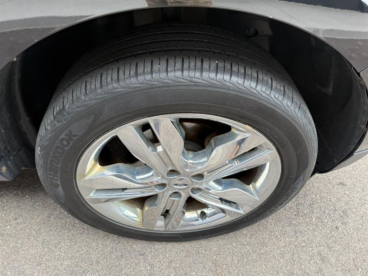 Ford Edge  2011
