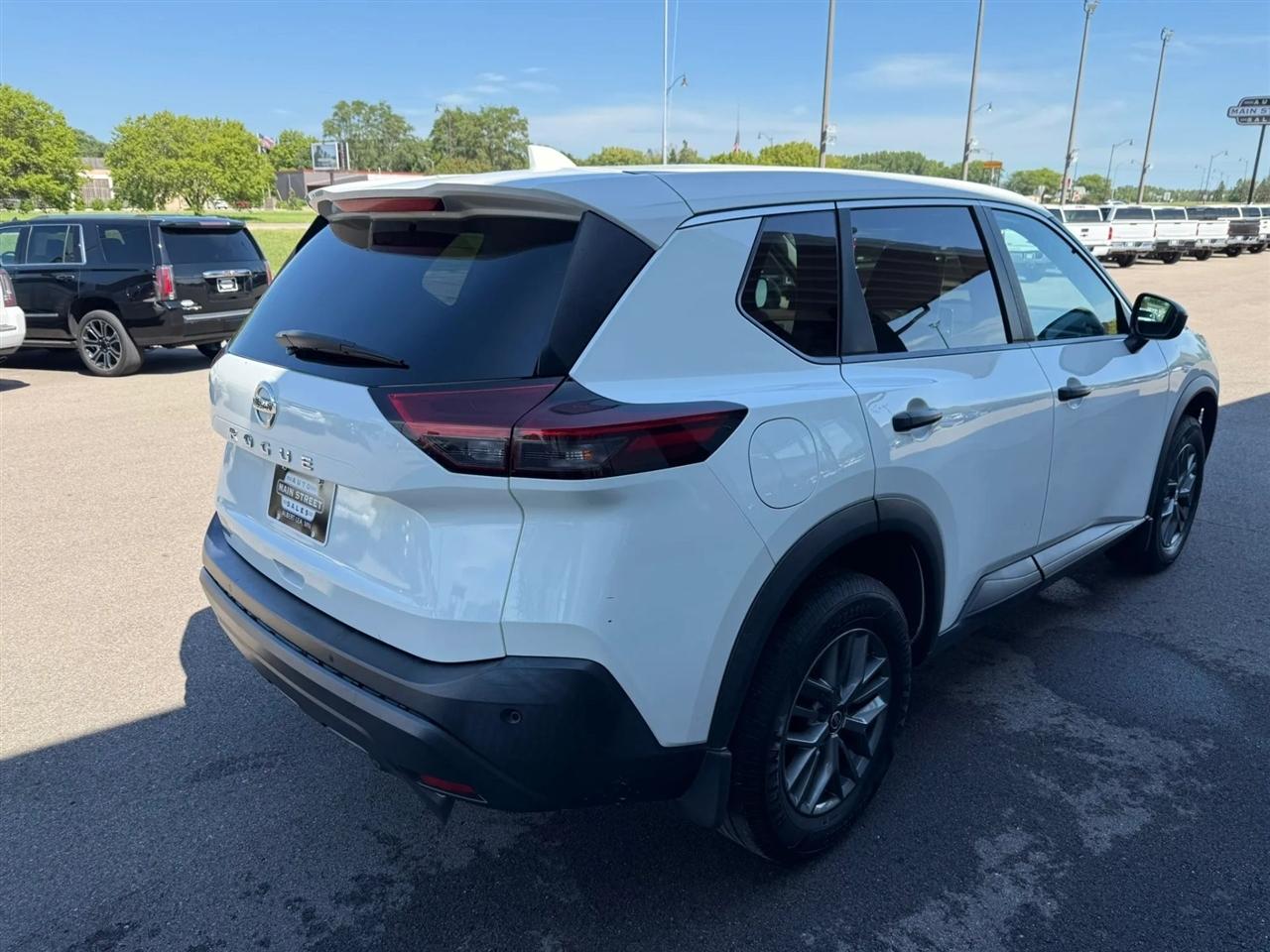 Nissan Rogue  2021