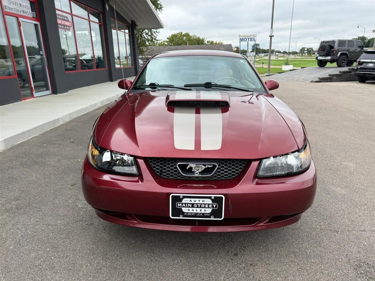 Ford Mustang  2004