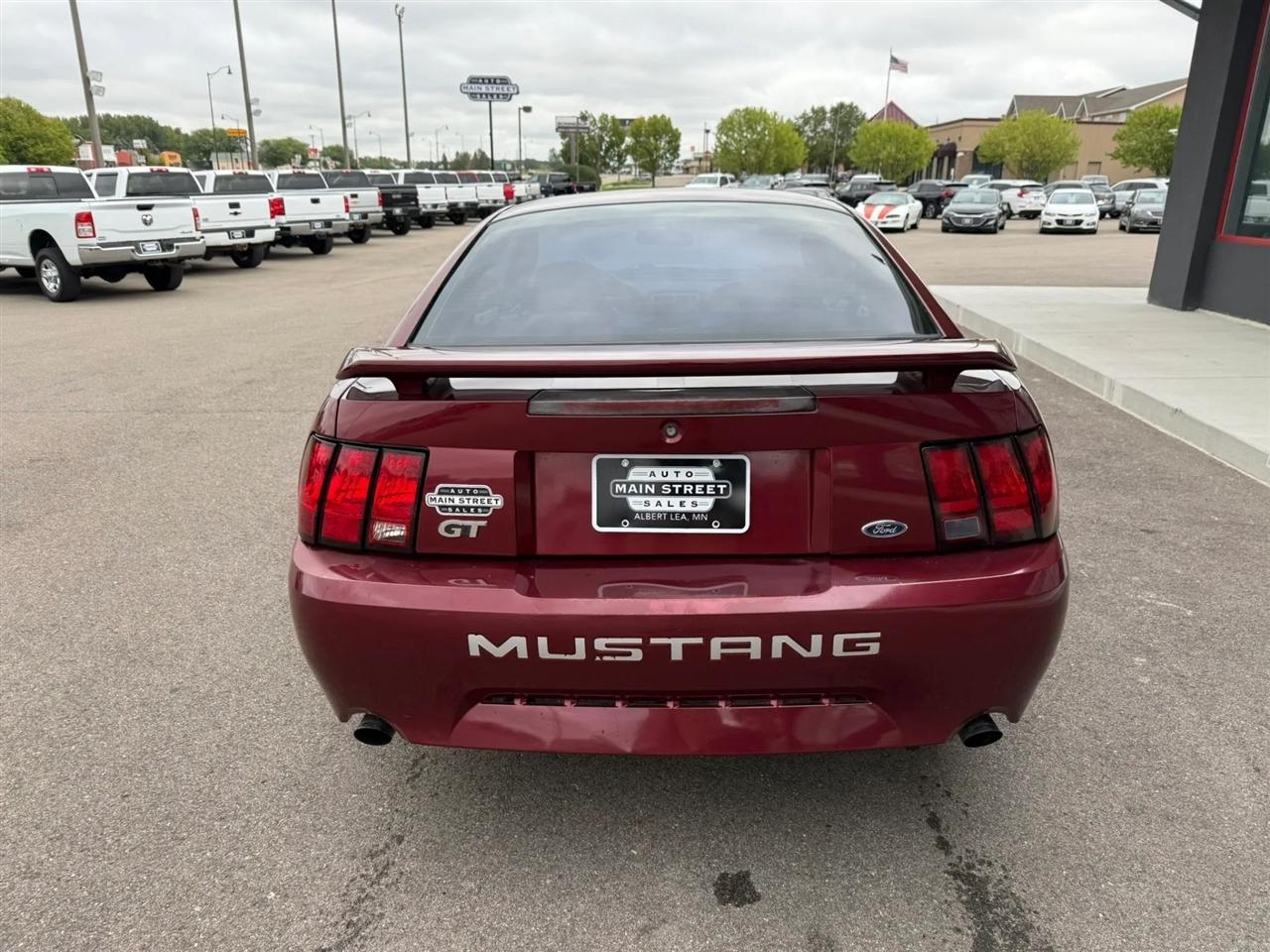 Ford Mustang  2004