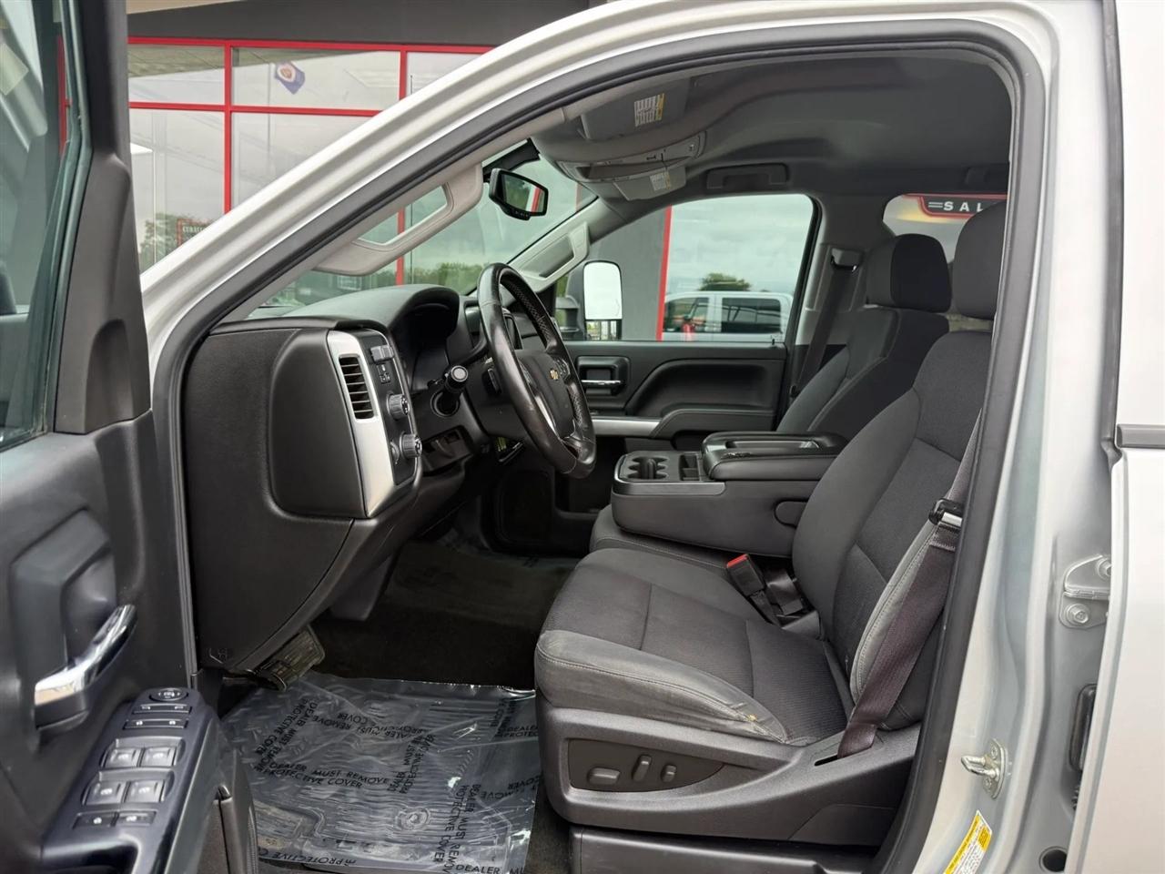 Chevrolet Silverado 2500HD  2015