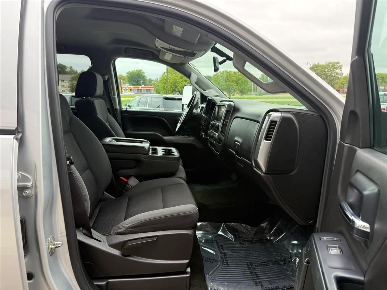 Chevrolet Silverado 2500HD  2015