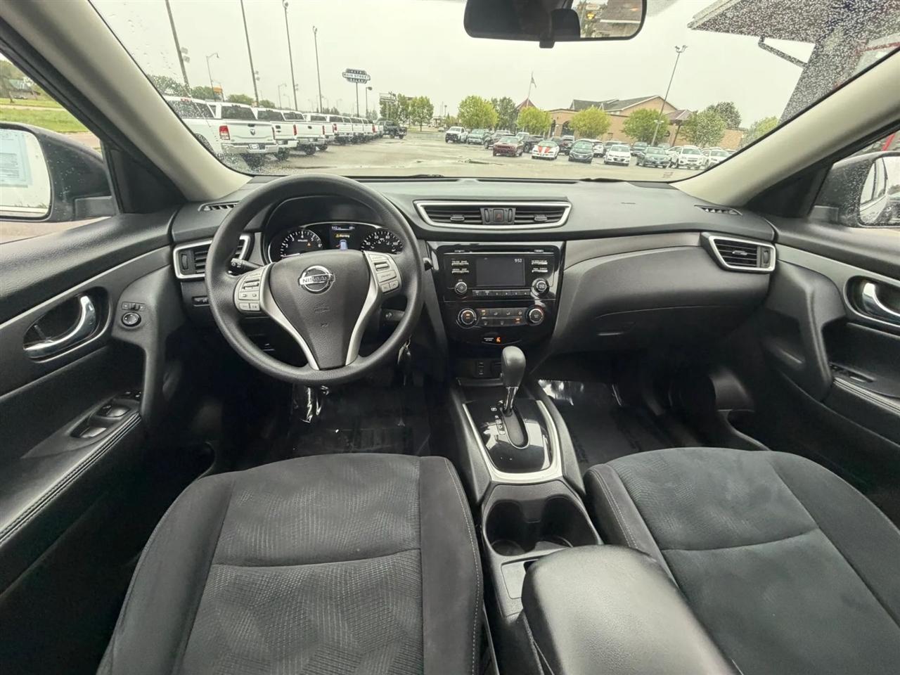 Nissan Rogue  2016