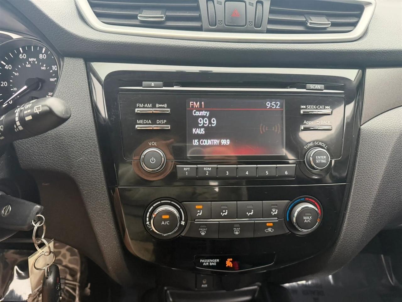 Nissan Rogue  2016
