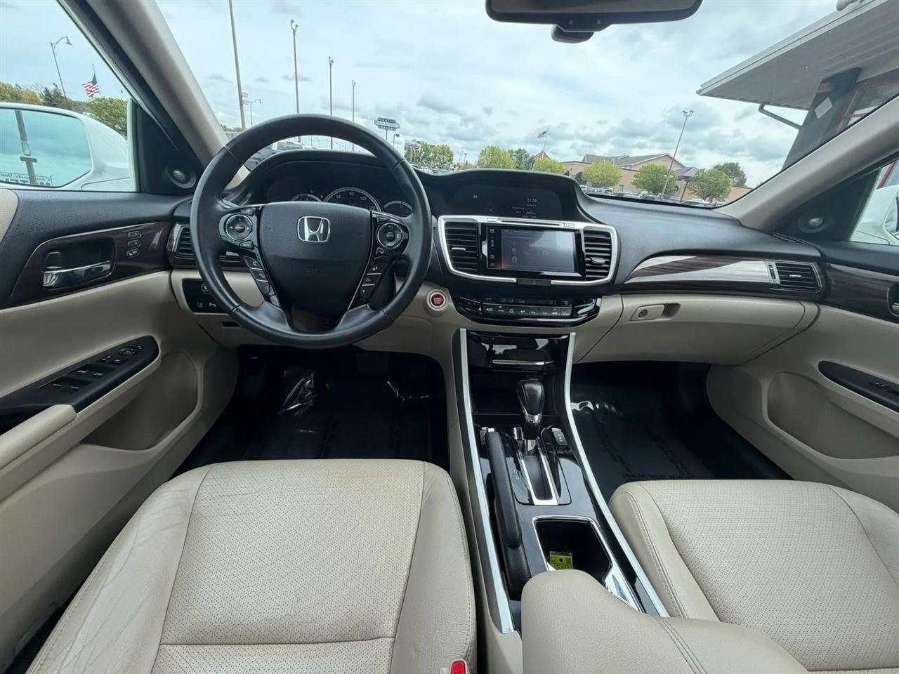Honda Accord  2017