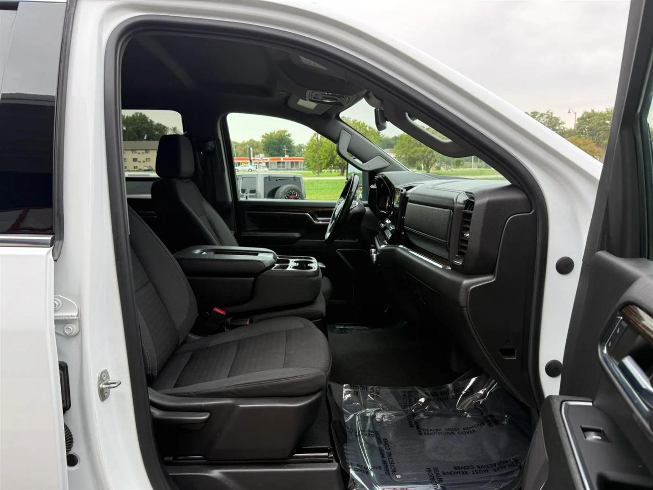 GMC Sierra 3500HD  2024
