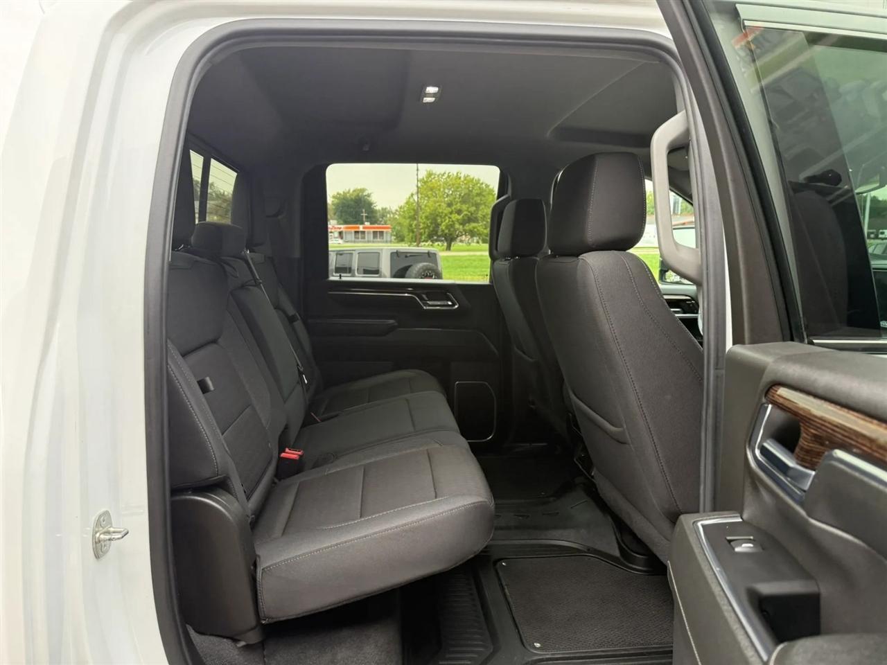 GMC Sierra 3500HD  2024