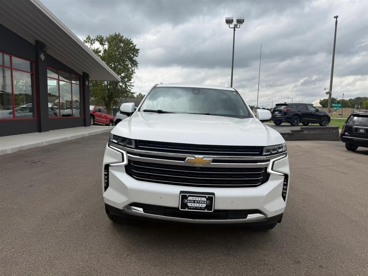 Chevrolet Suburban  2021