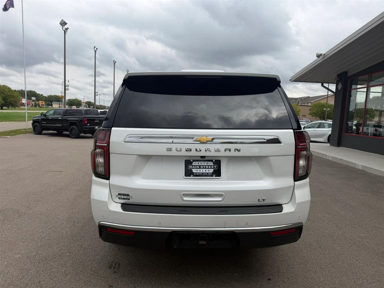 Chevrolet Suburban  2021
