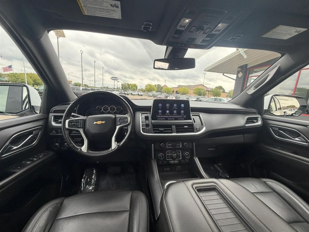 Chevrolet Suburban  2021