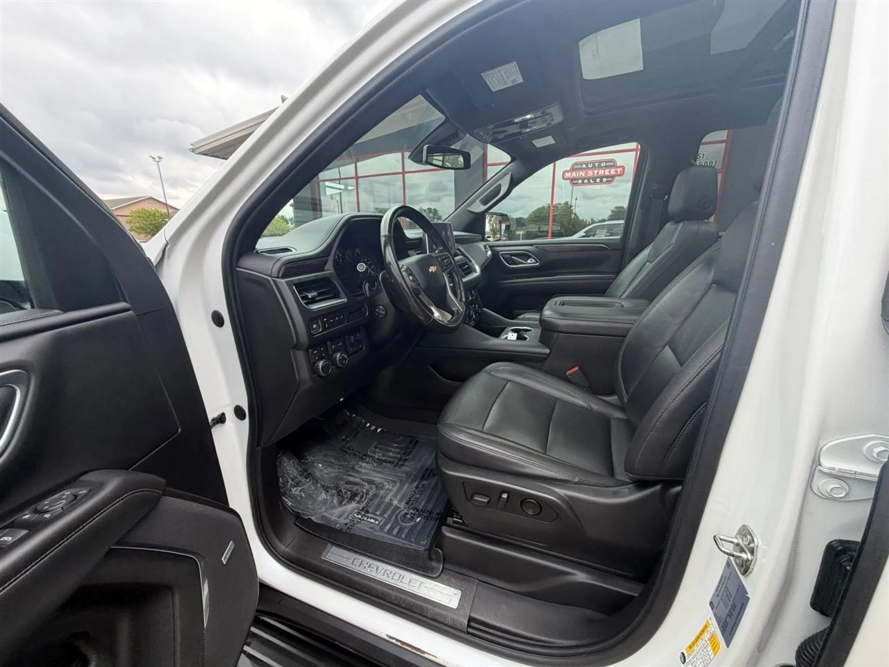 Chevrolet Suburban  2021