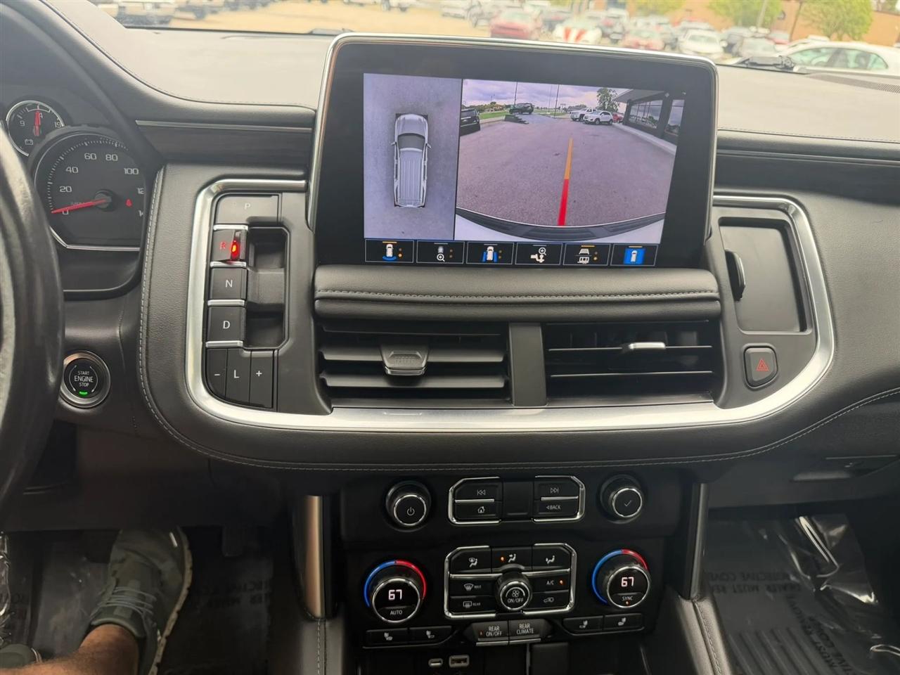 Chevrolet Suburban  2021