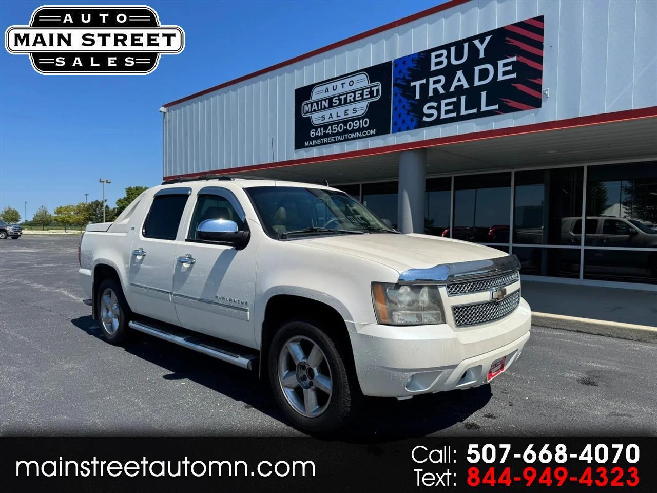 Chevrolet Avalanche  2011