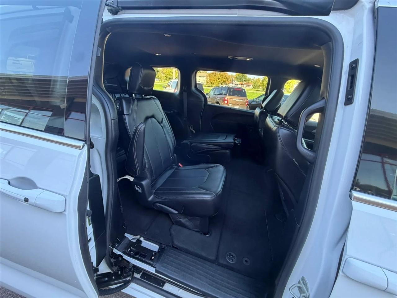 Chrysler Pacifica  2025