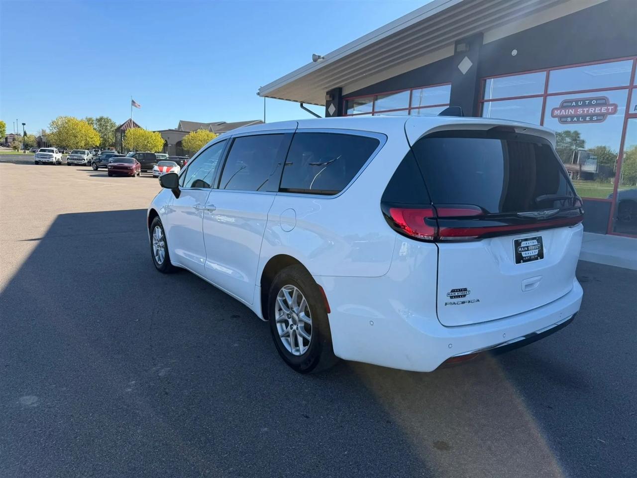 Chrysler Pacifica  2025