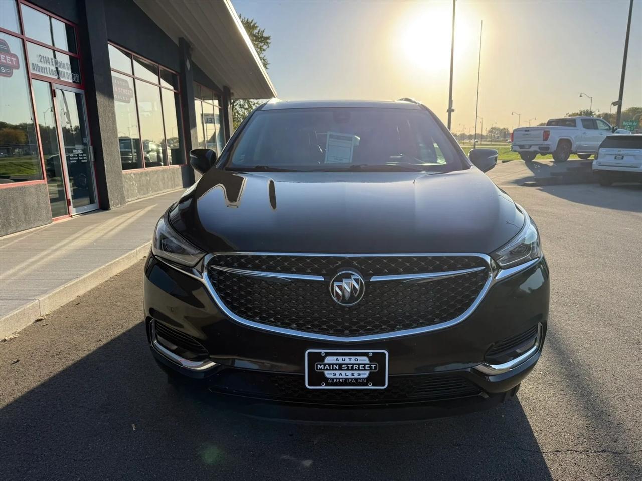 Buick Enclave  2021