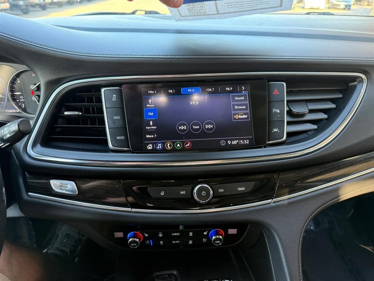 Buick Enclave  2021