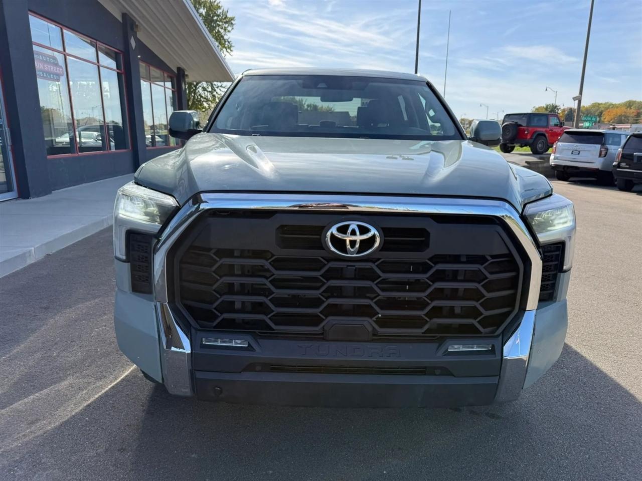 Toyota Tundra  2022