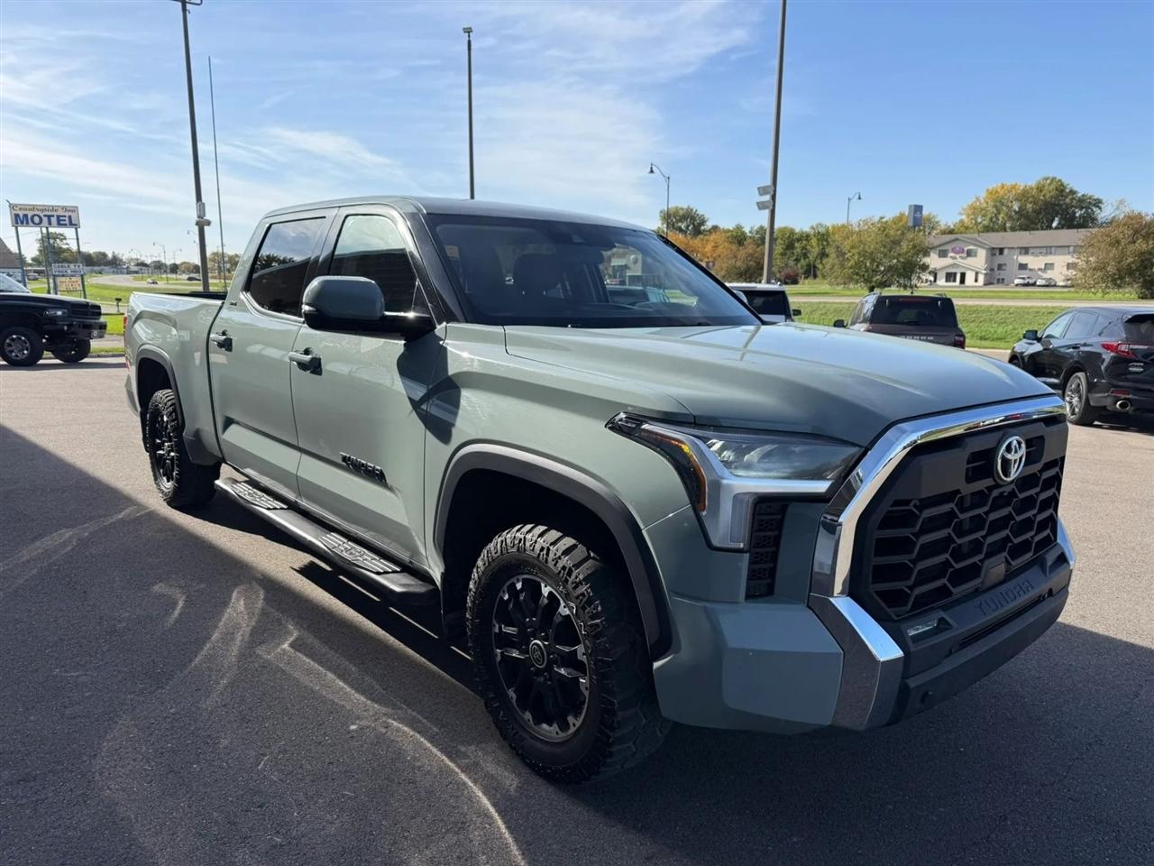 Toyota Tundra  2022