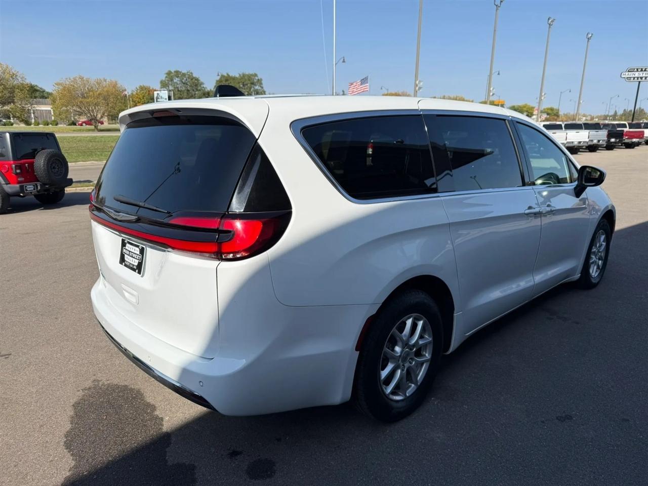 Chrysler Pacifica  2023