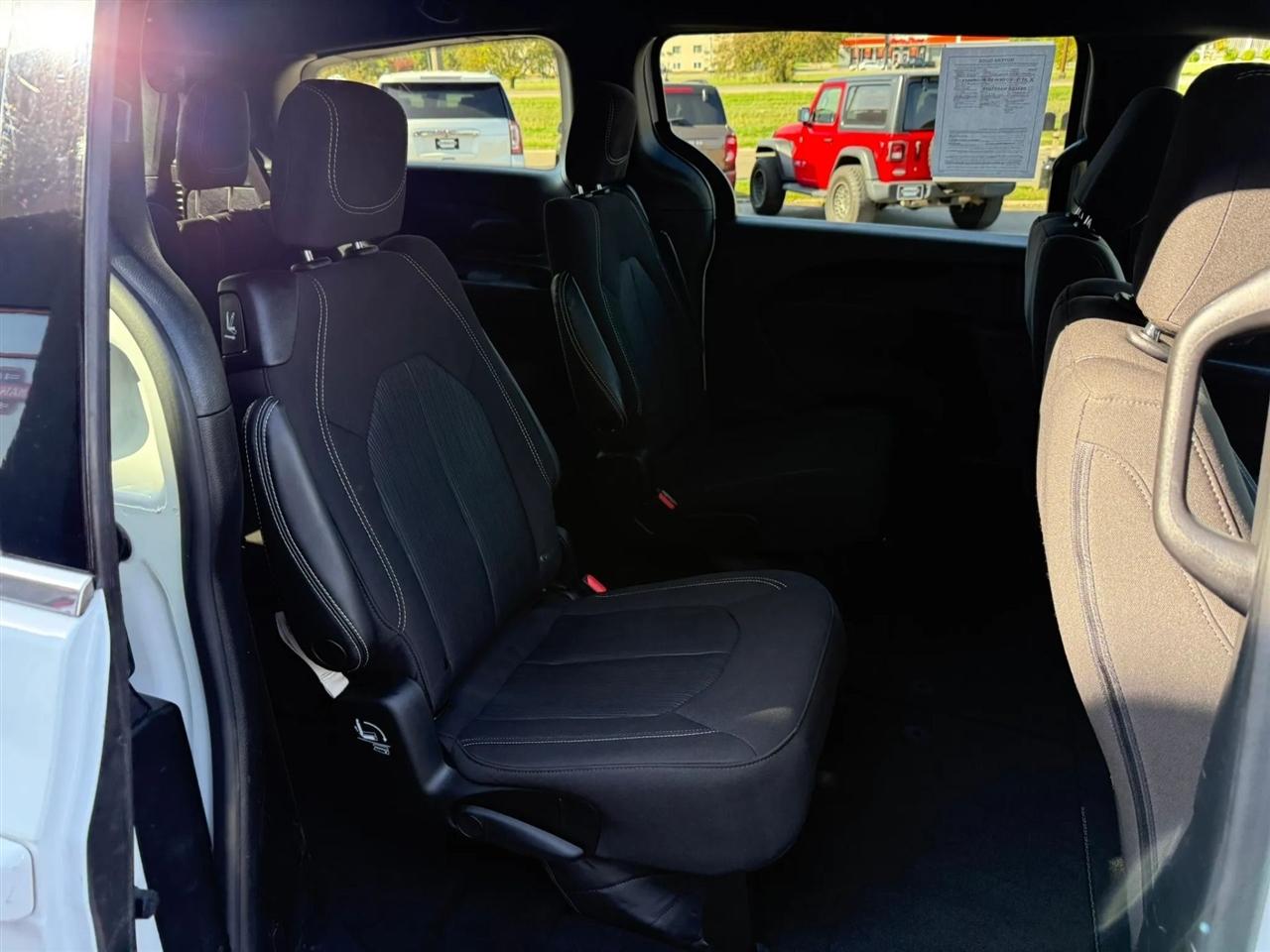 Chrysler Pacifica  2023