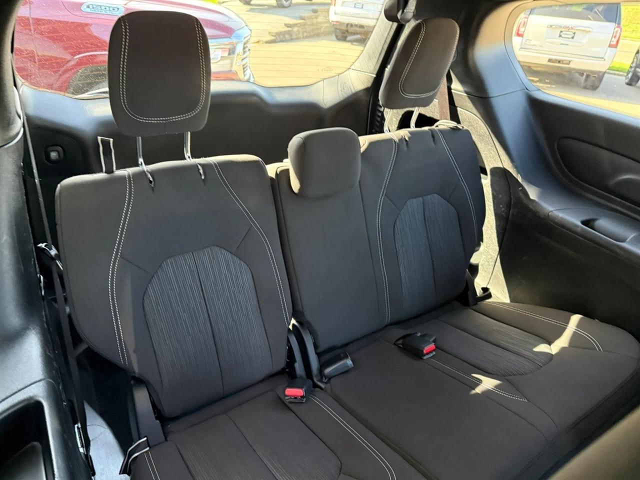 Chrysler Pacifica  2023