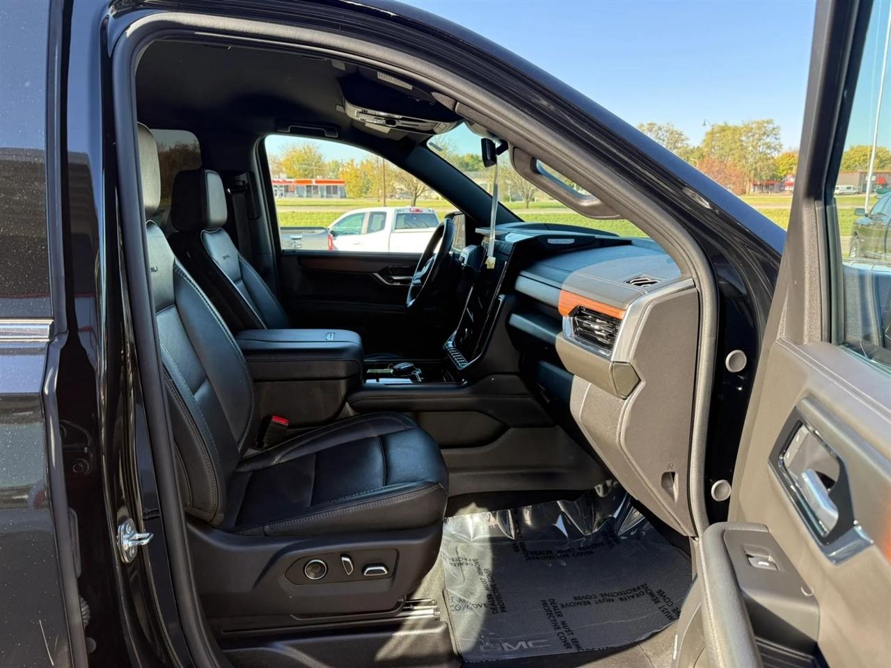 GMC Yukon XL  2025