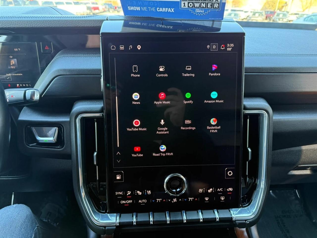 GMC Yukon XL  2025