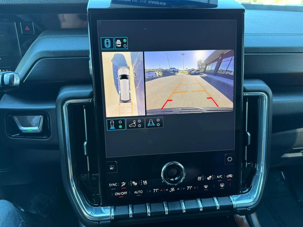 GMC Yukon XL  2025