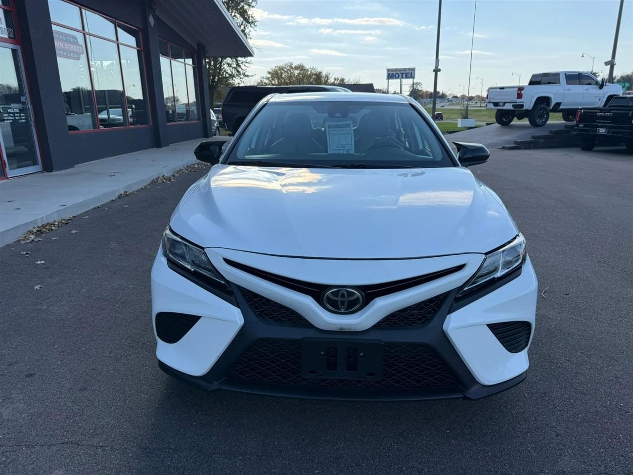 Toyota Camry  2020