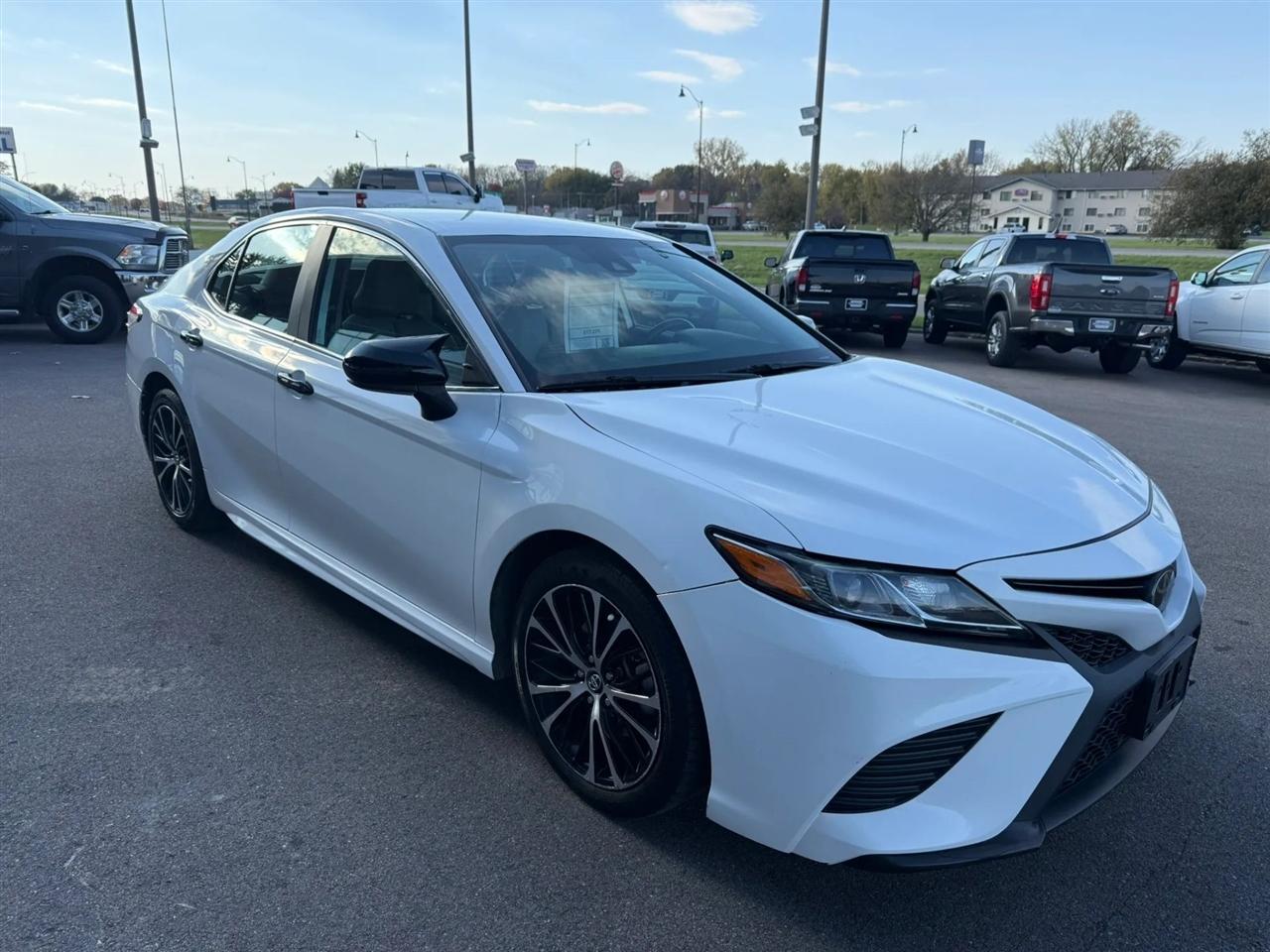 Toyota Camry  2020